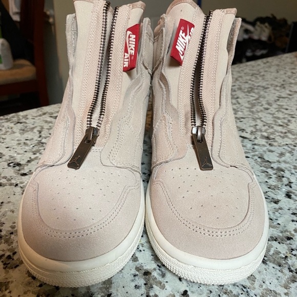 Women’s Nike Air Jordan 1 High Zip Partical Beige - Picture 7 of 10